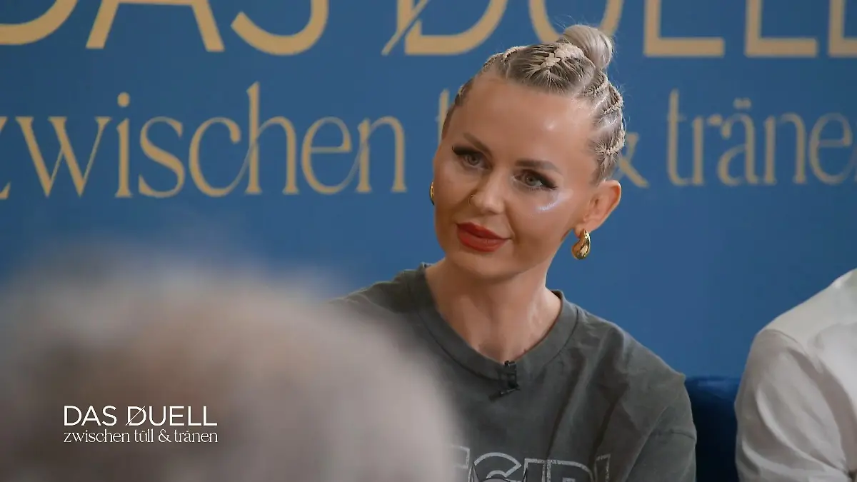 Viktoria darf mit ihrer Auswahl anfangen Bein muss sein!