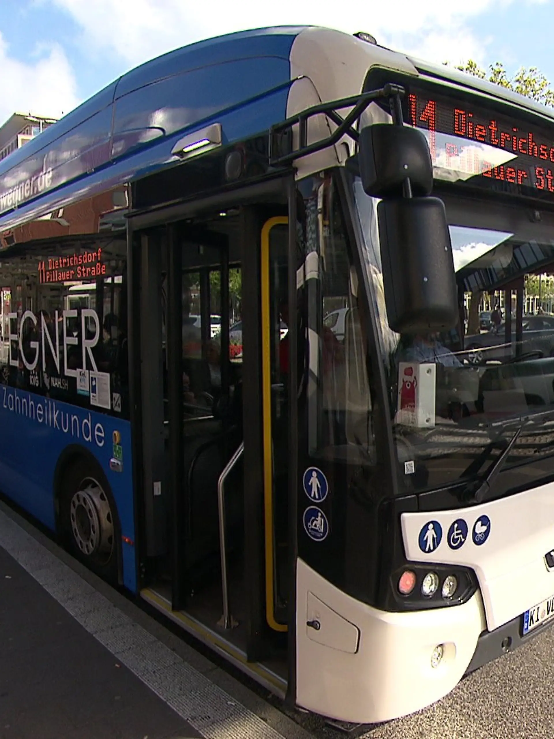 Bild zu: "Busfahrer bekommen Prämie fürs Nicht-Krankmelden  "