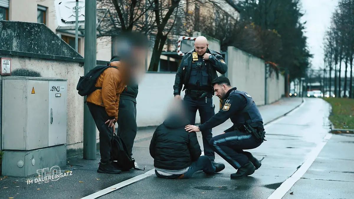 Gestürzte Person mit Verletzungen Nicht gut zu Fuß