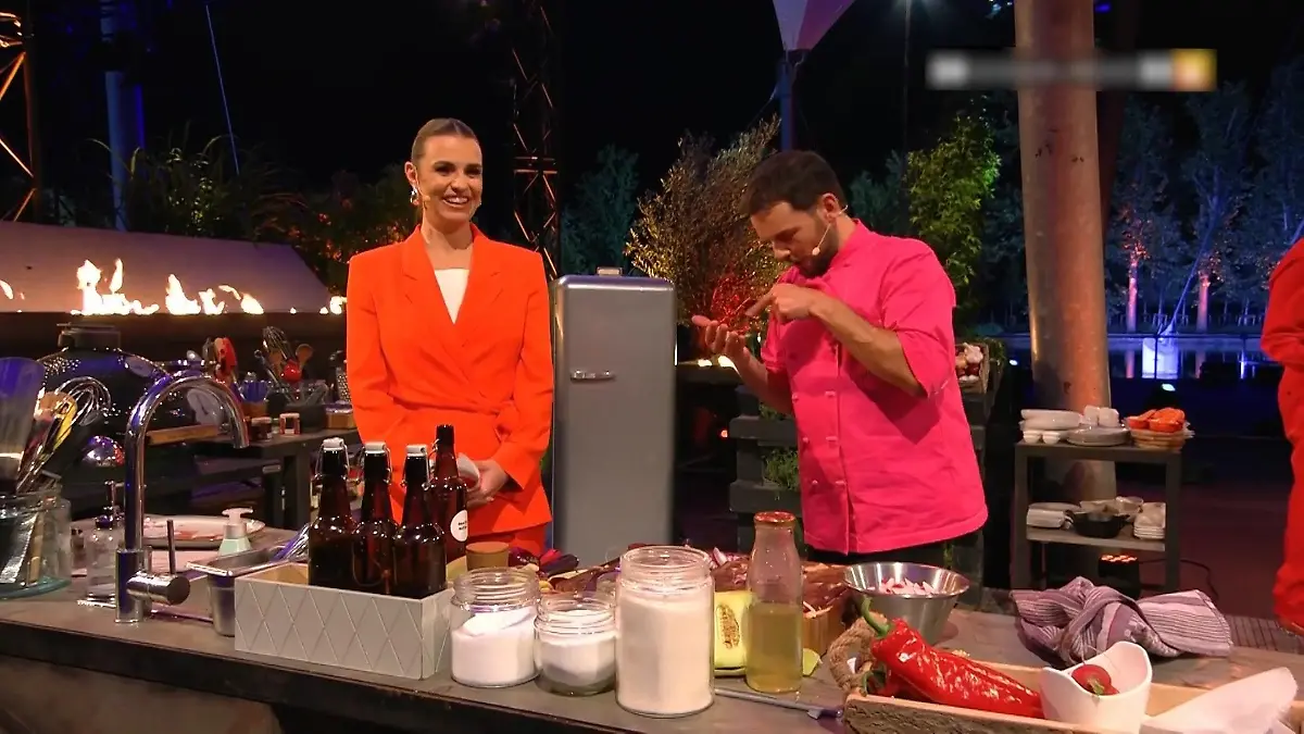 Da regt sich Steffen richtig auf Handys im Restaurant? „Absurd"!