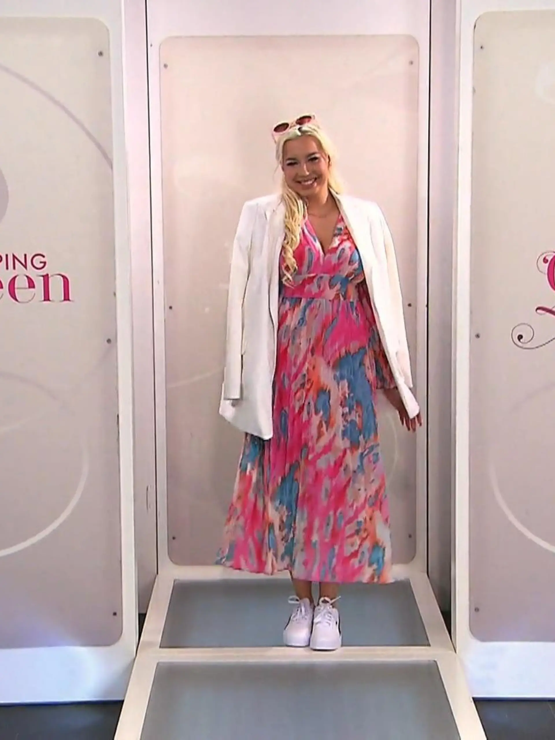 Bild zu: "Freija präsentiert ihren Sommerlook"