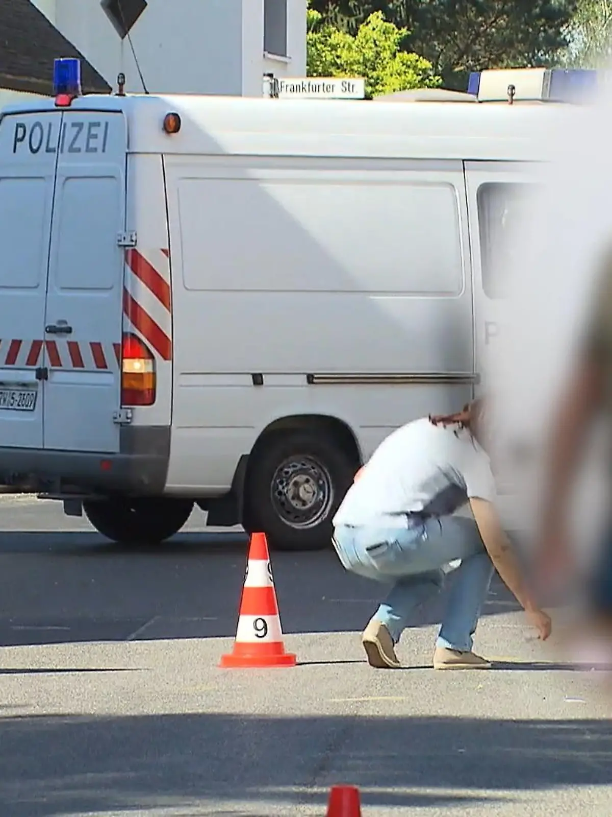 Bild zu: "Schüsse aus dem Auto"
