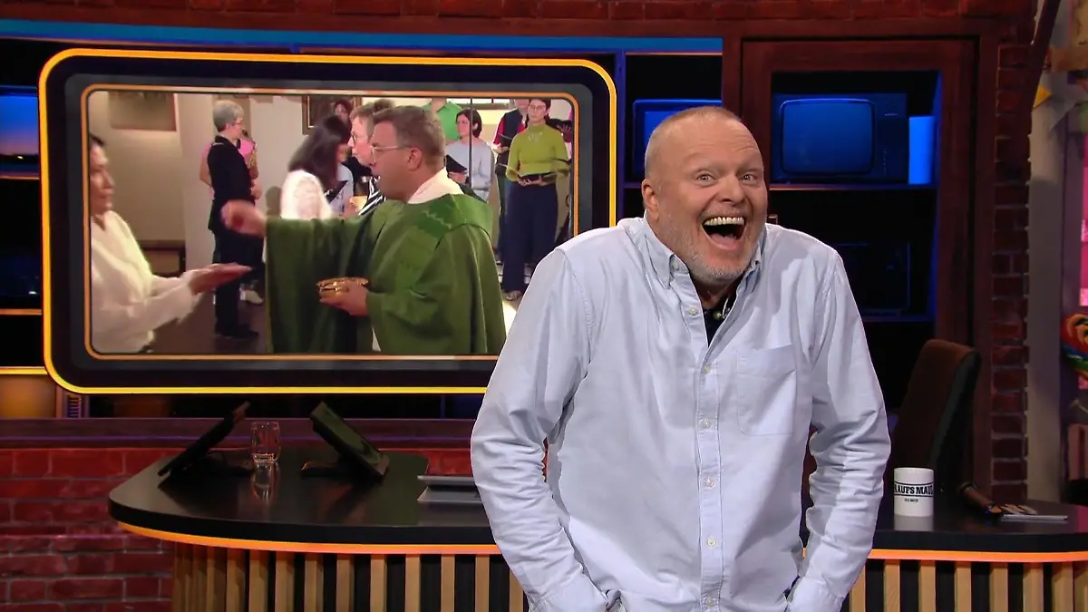 Dieser Songtitel ist selbst Stefan Raab „zu heiß” „Hat's jemand erkannt?”