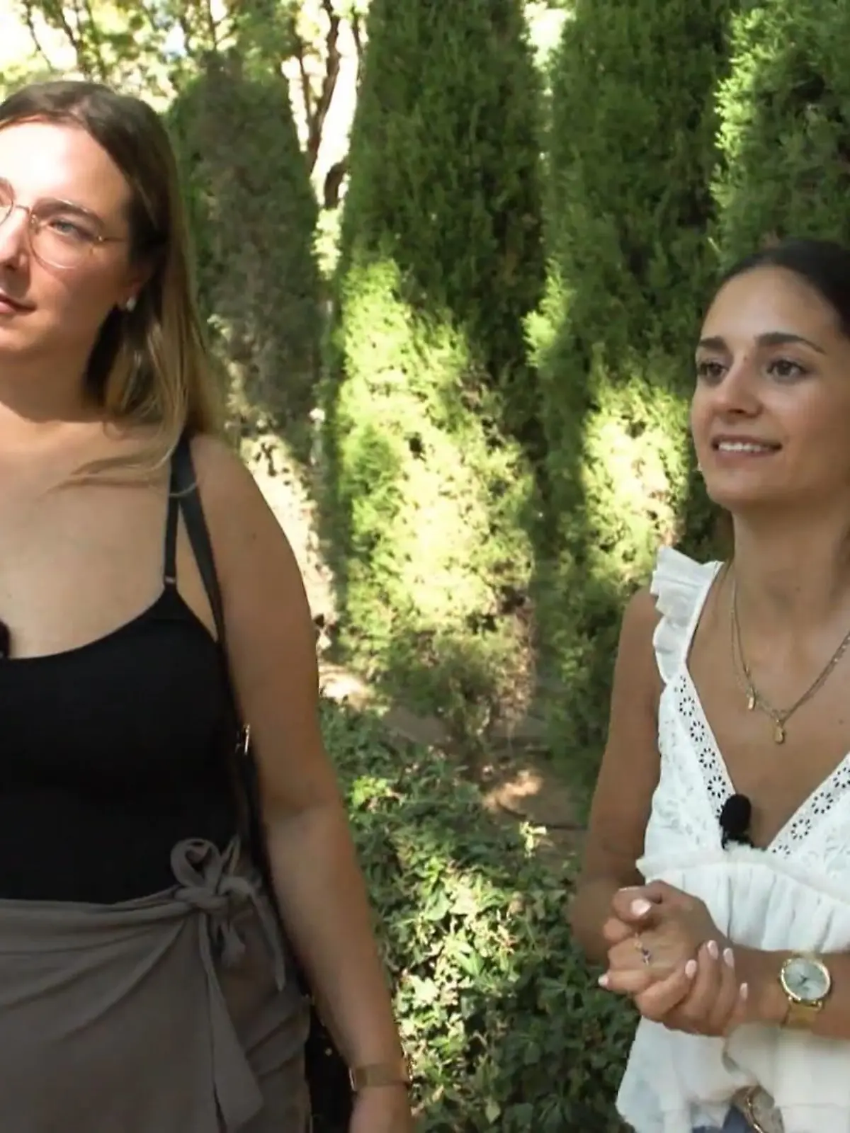Joelina und Jada Karabas im RTL-Interview.