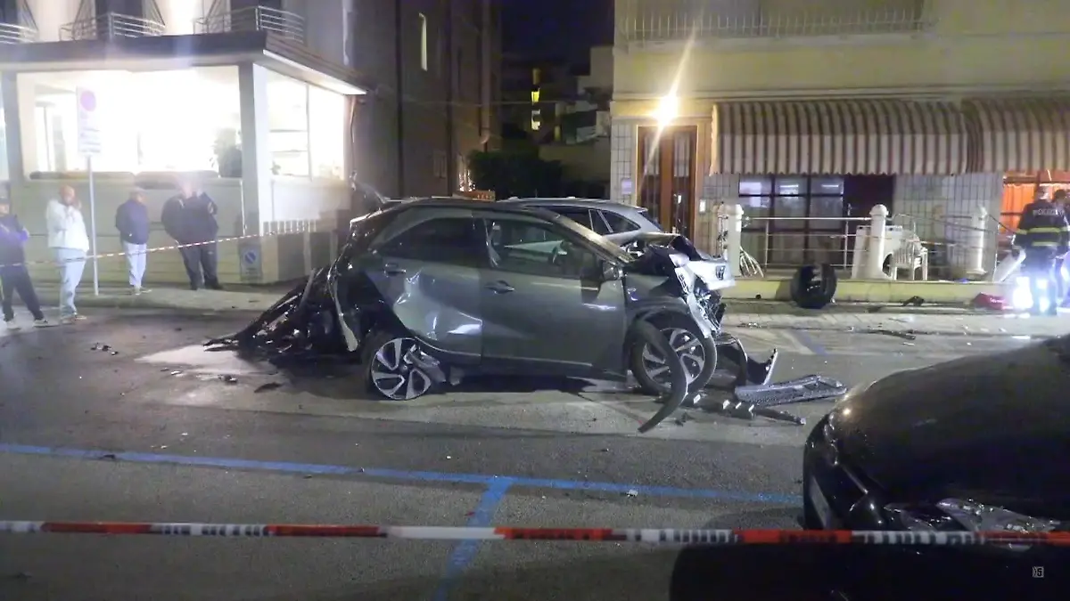 Augenzeugen: Toskana-Crash "sah aus wie Schlachtfeld"