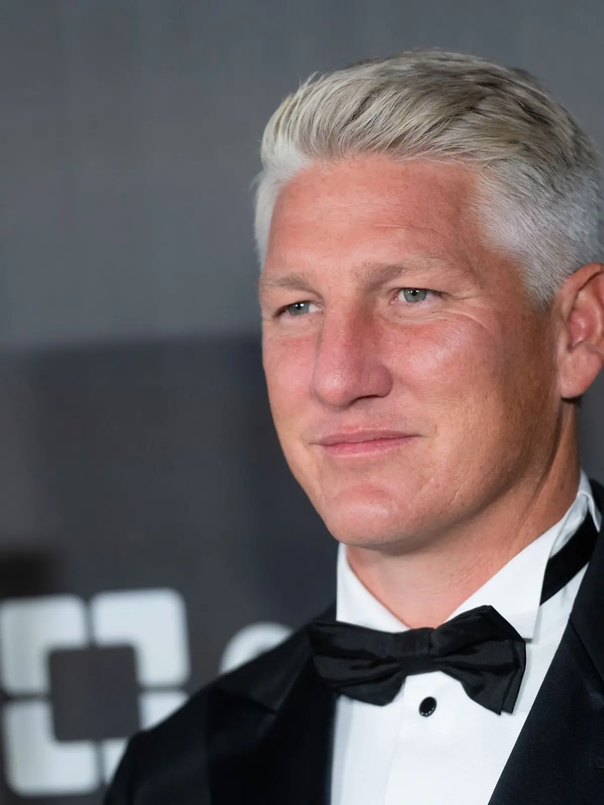 Bild zu: "„Herausfordernde Zeiten!“ Worüber spricht Bastian Schweinsteiger hier?"