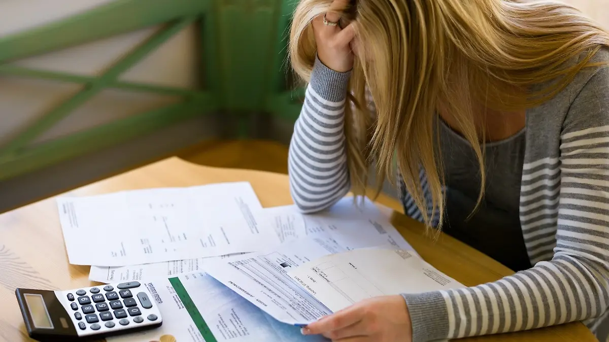 In Deutschland sind 5,7 Millionen Menschen verschuldet - wo leben die meisten von ihnen?