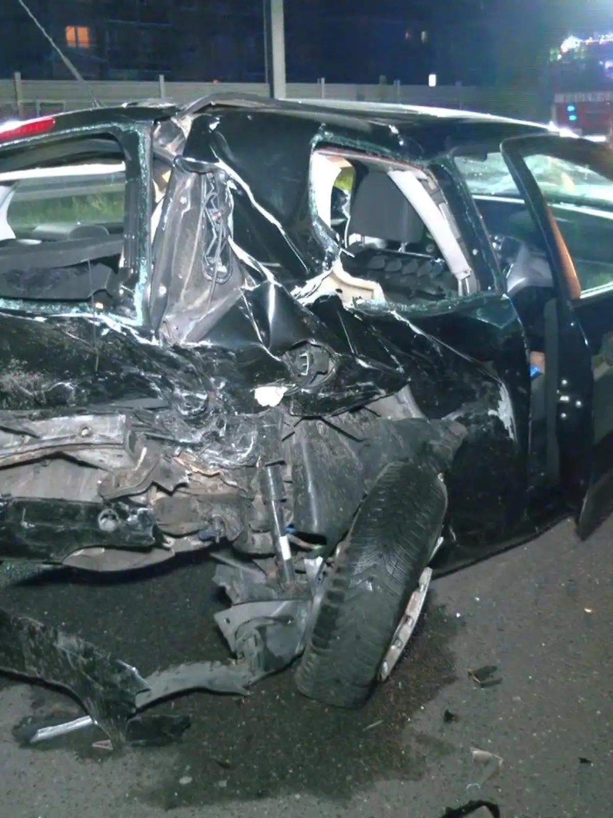 Sohn und Mutter werden bei Unfall schwer verletzt