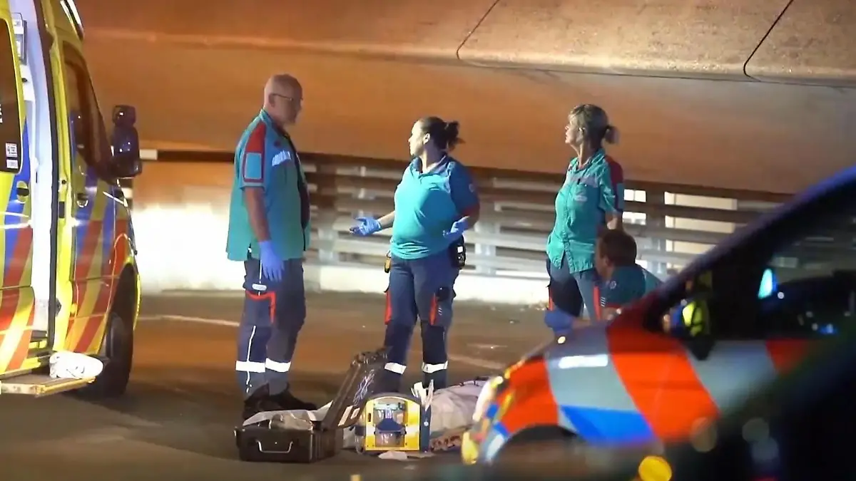 Een Toter bij Messerattacke in Rotterdam Zeugen horen "Allahu Akbar"-Ruf