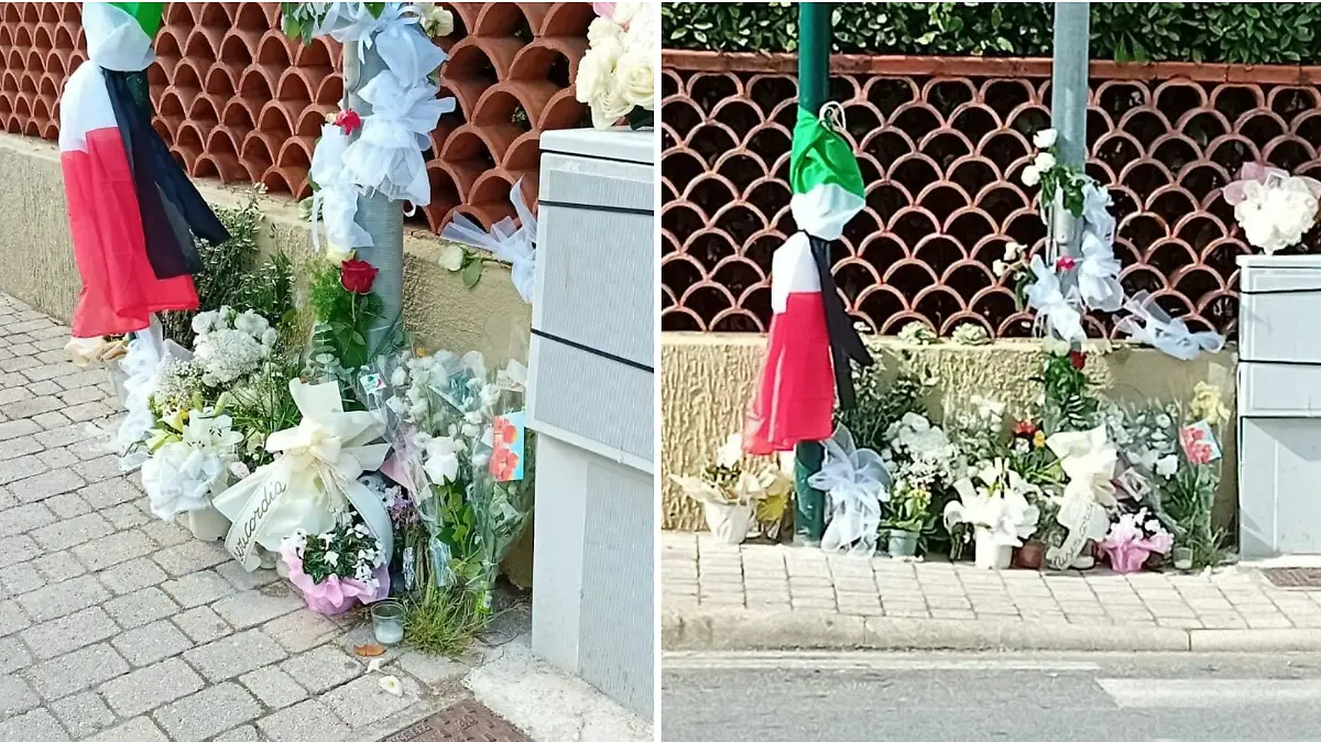 Blumen an einer Unfallstelle.
