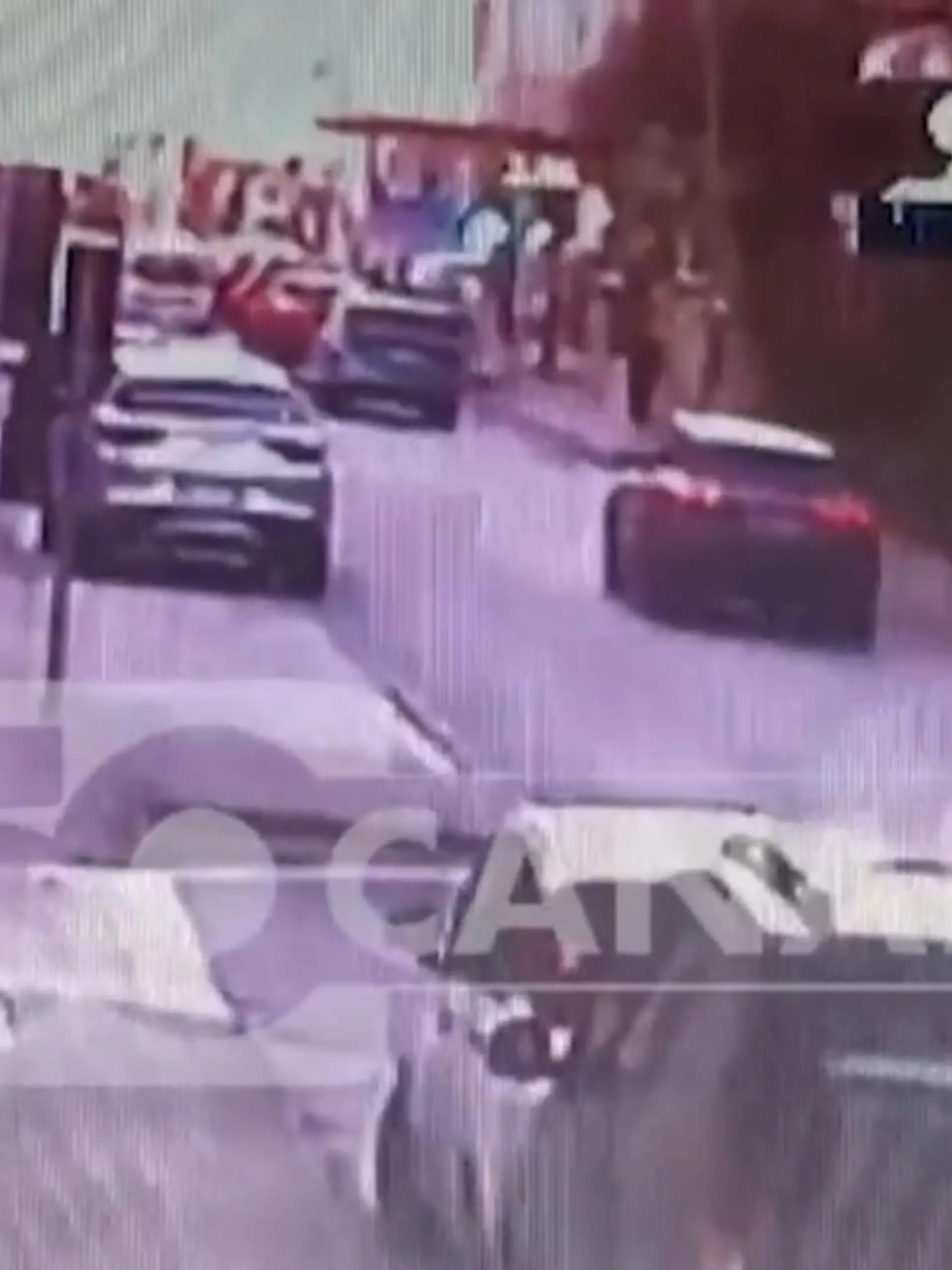 Bild zu: "Sie war viel zu schnell! Unfall-Video zeigt unglaubliche Wucht des Aufpralls "