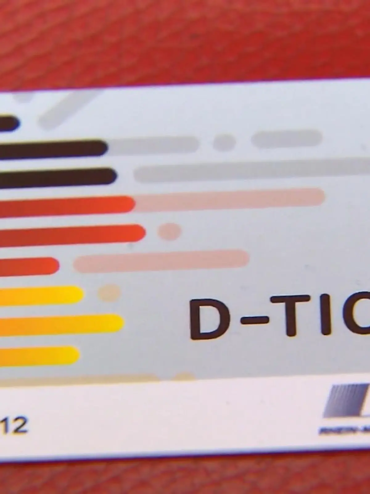 Bild zu: "Deutschlandticket wird teurer"