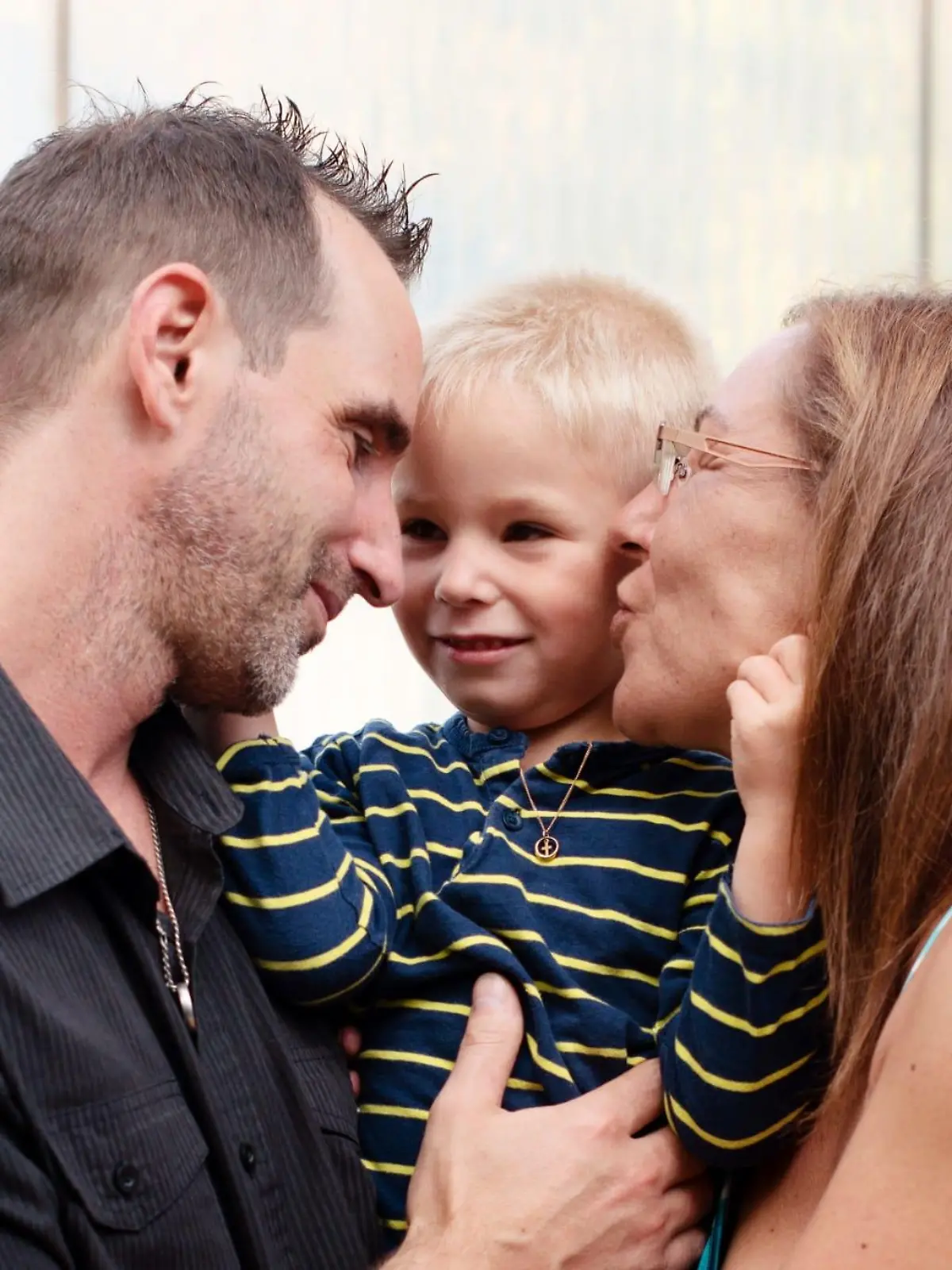Familie Eschbaumer mit Sohn Leon.