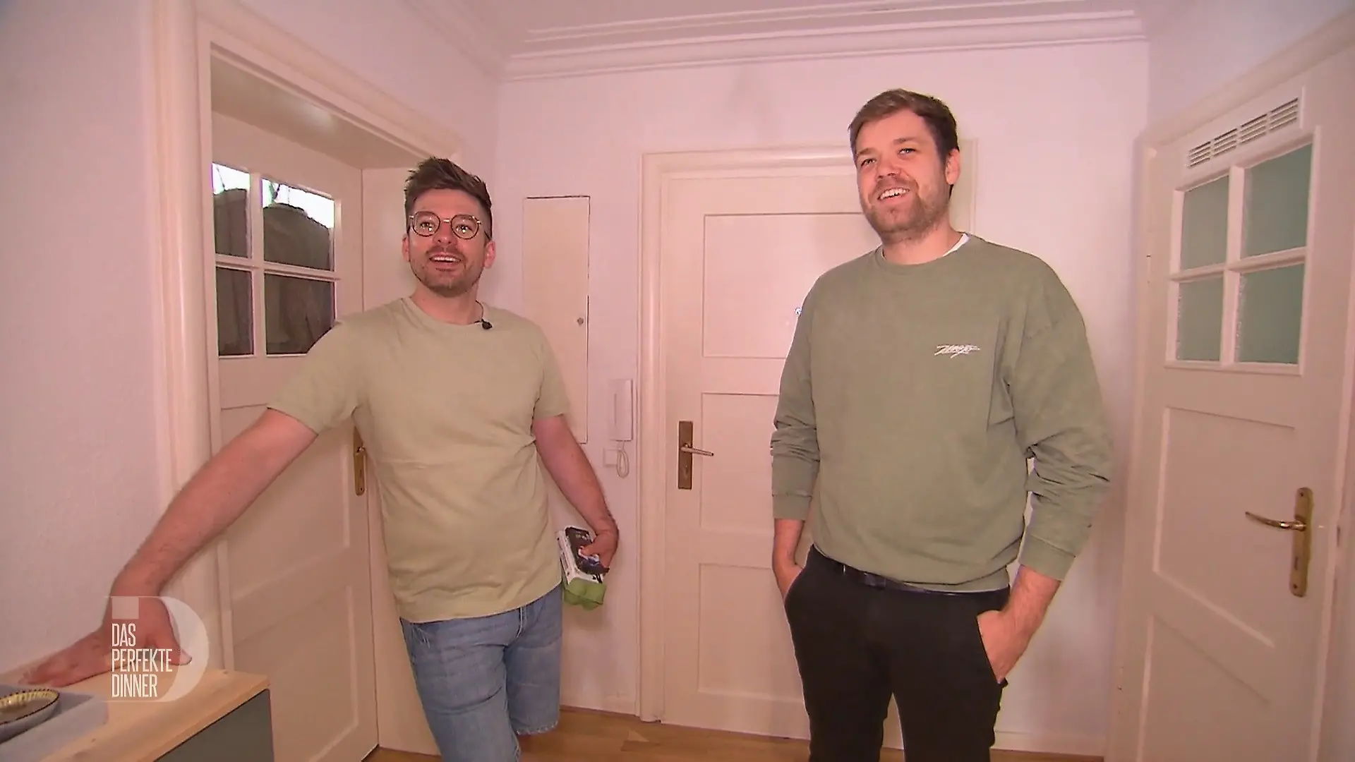 Norman und Schnippel-Hilfe Benedikt starten rein Es wird gekocht