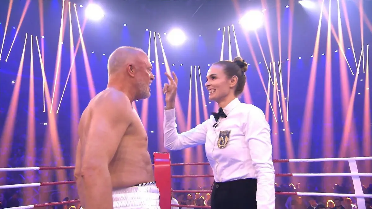 Zie hoe Box-Ringrichterin de Sagen Auch bij Raab en Halmich is!