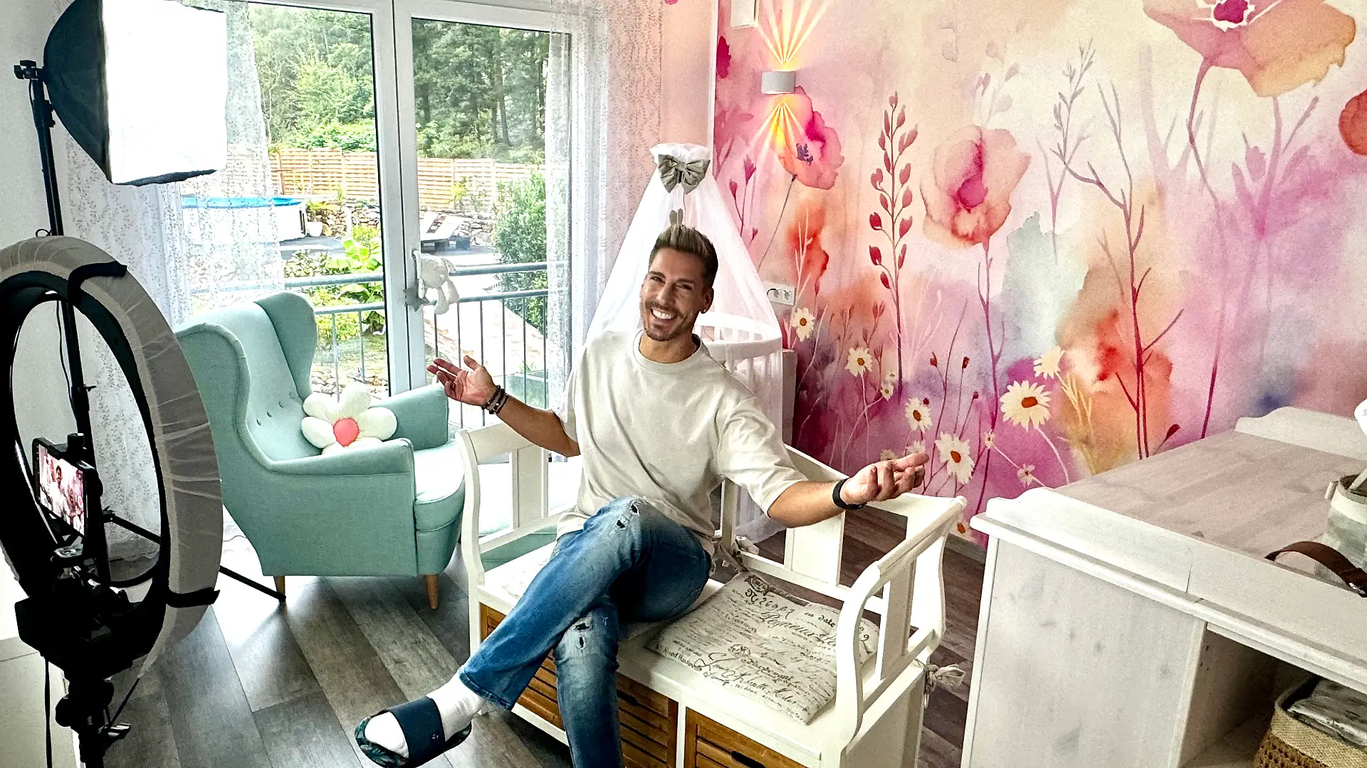 Das Baby kann kommen! Norman Langen gewährt RTL einen exklusiven Einblick ins Kinderzimmer.