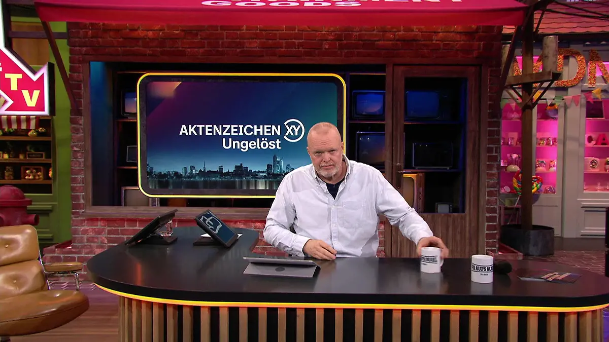 Dreister Diebstahl bij Stefan Raab “Oder reizen we zo richting de Ar*** auf”