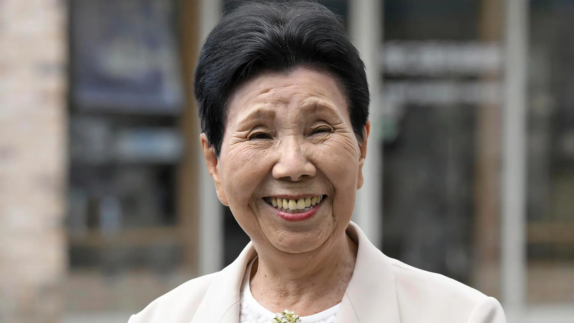 Hideko, die Schwester von Iwao.