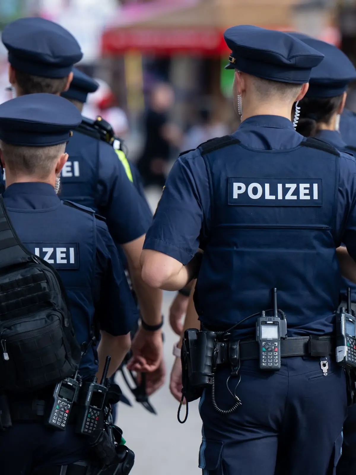 Bild zu: "Mann tritt Schwangerer (17) in den Bauch"