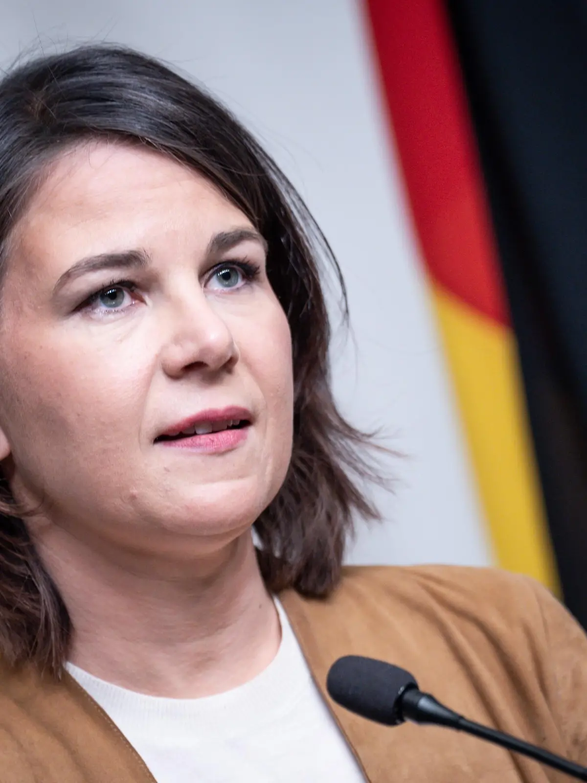Annalena Baerbock (Bündnis90/Die Grünen), Außenministerin, nimmt zusammen mit der estnischen Außenministerin an einer Pressekonferenz teil. Im Zentrum der Gespräche der deutschen Außenministerin bei ihrer Reise durch das Baltikum steht die Reaktion von EU, Nato und internationaler Gemeinschaft auf den Krieg Russlands gegen die Ukraine.