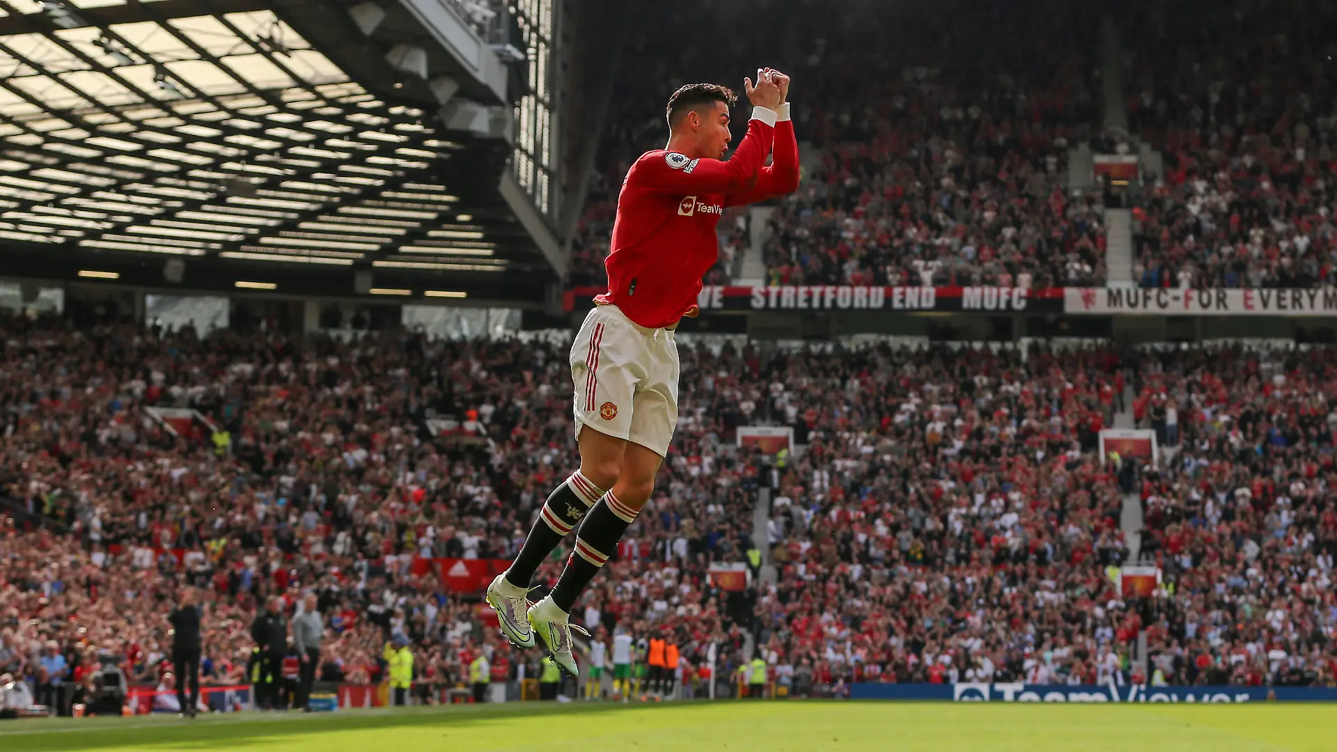 Manchester United, ManU v Norwich City Premier League 16/2022. GOAL 2-0 Manchester United Forward Cristiano Ronaldo 7 celebrates during the Premier League match between Manchester United and Norwich City at Old Trafford, Manchester, England on 16 April 2022. Manchester Old Trafford Greater Manchester England Editorial use only DataCo restrictions apply See www.football-dataco.com PUBLICATIONxNOTxINxUK , Copyright: xPhilxDuncanx PSI-15113-0015