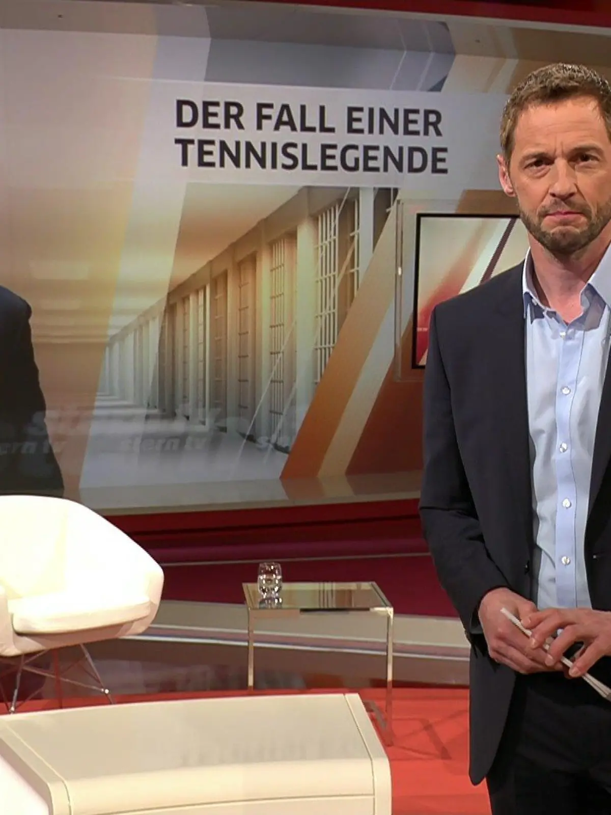 "stern TV am Sonntag": Gastgeber Dieter Könnes diskutiert mit seinen Gästen das Urteil gegen Boris Becker
