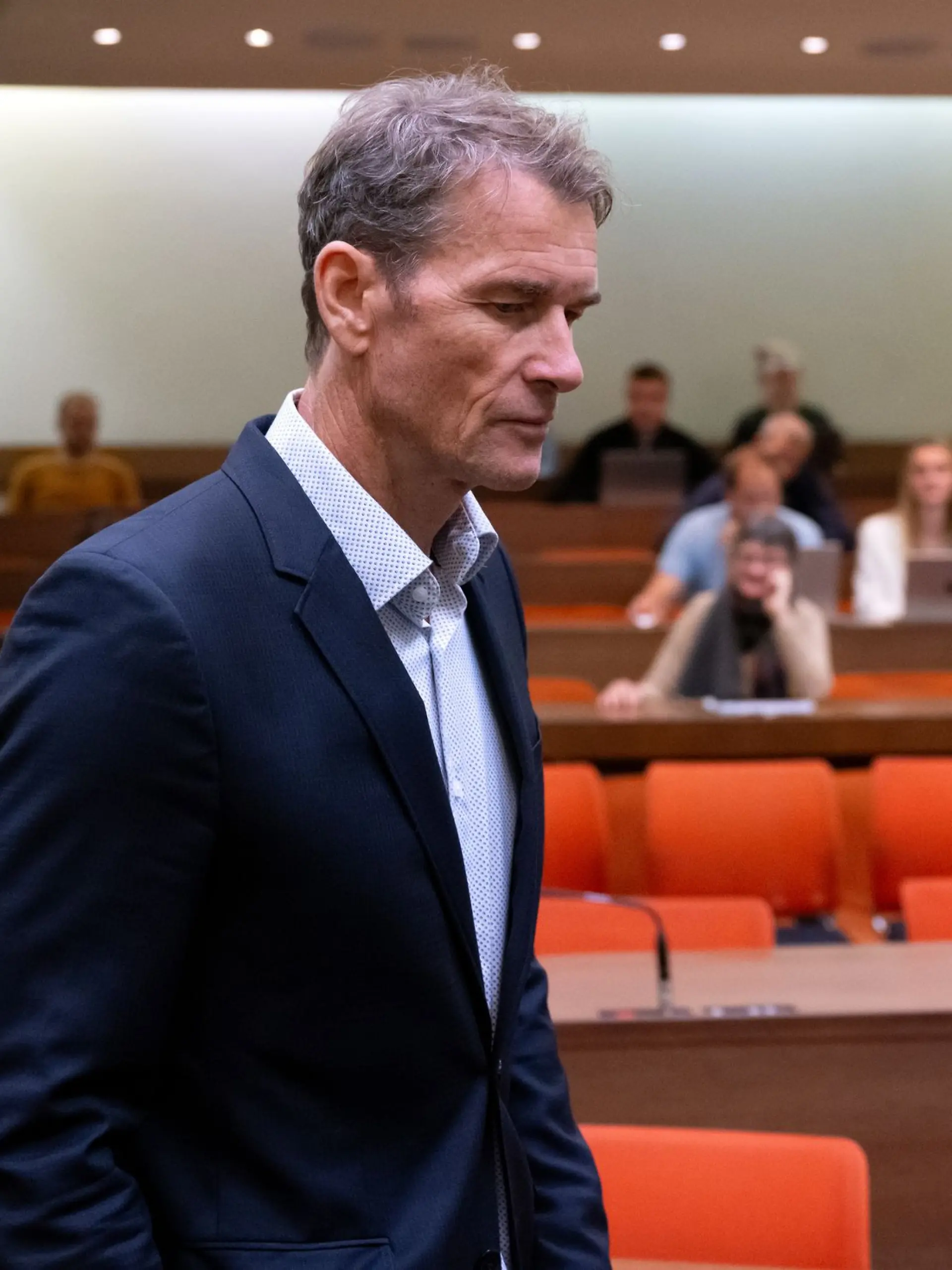 Bild zu: "Ex-Nationaltorwart Jens Lehmann muss blechen – und schimpft über Polizei"