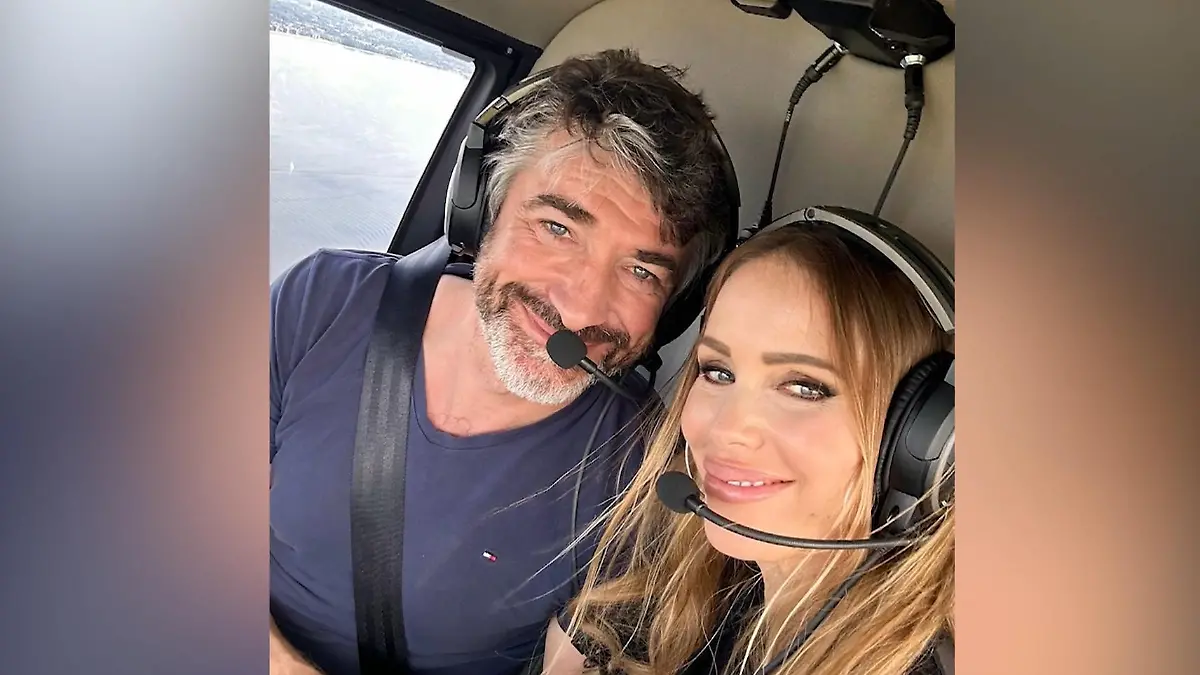 Annina Semmelhaack en Hagen Reinhold sinds de FDP Politicus Power Antrag in Helikopter