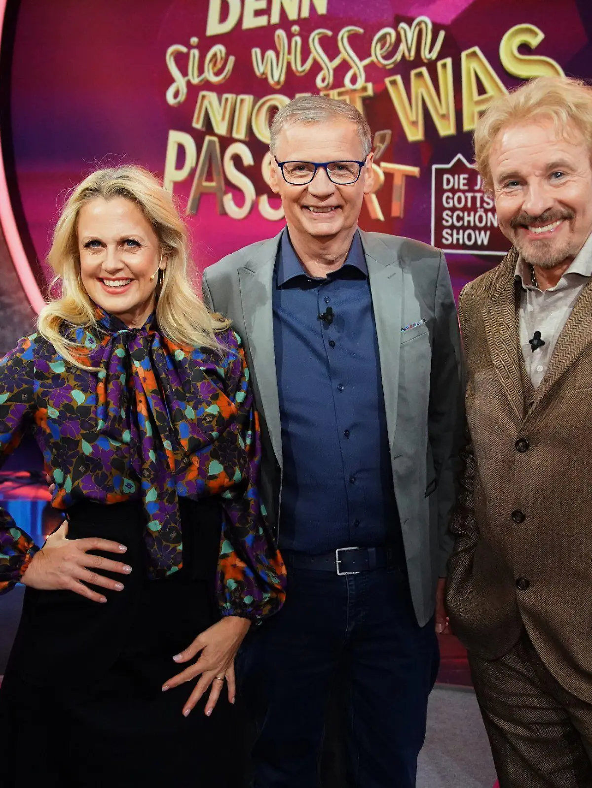 Barbara Schöneberger, Günther Jauch (M.) und Thomas Gottschalk. (Archivfoto)
Die Verwendung des sendungsbezogenen Materials ist nur mit dem Hinweis und Verlinkung auf RTL+ gestattet.