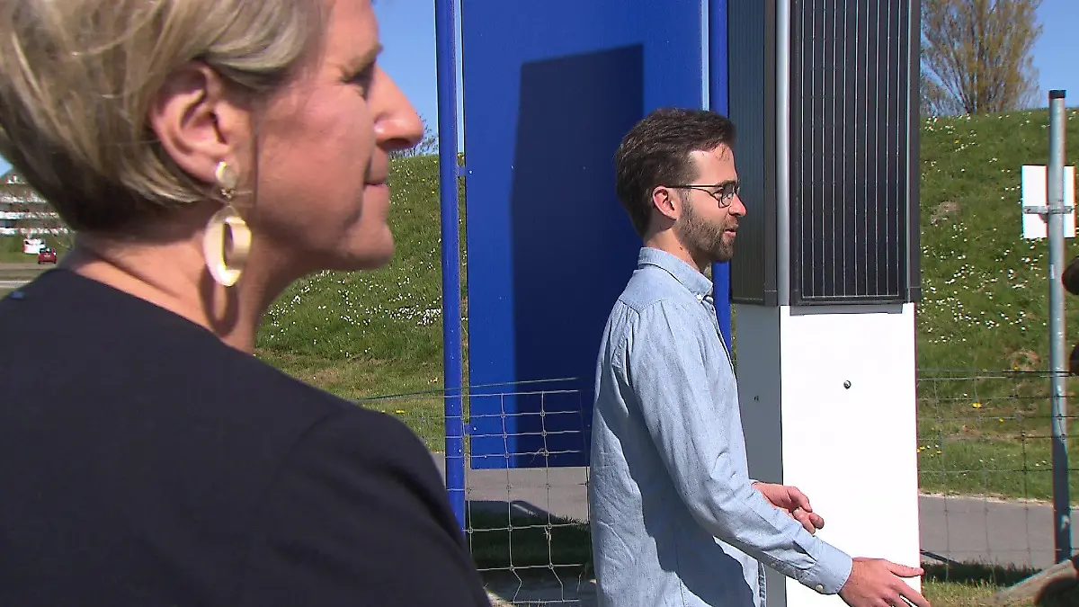 Die Messsäule wird vorgestellt