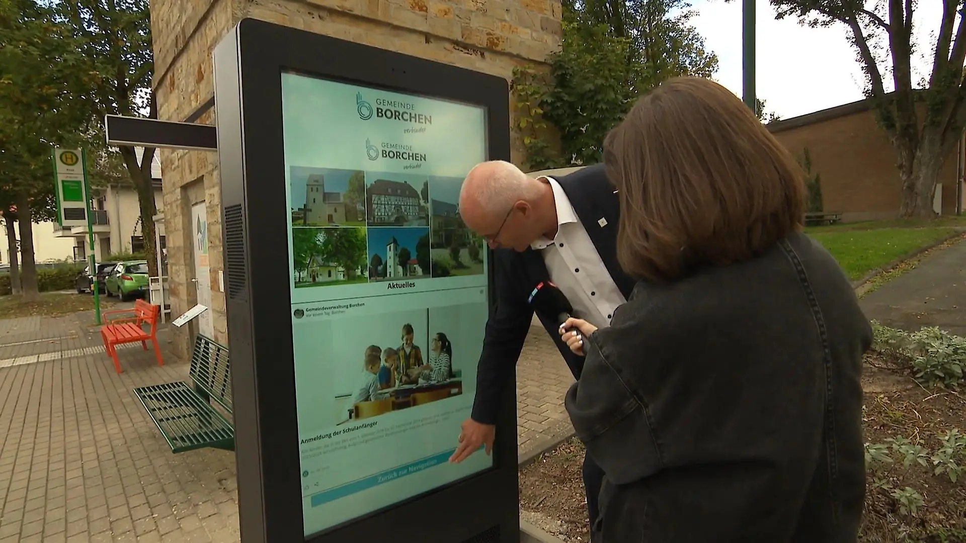 Etteln – ein Dorf lebt digital Mit App und Touchscreens im Ort