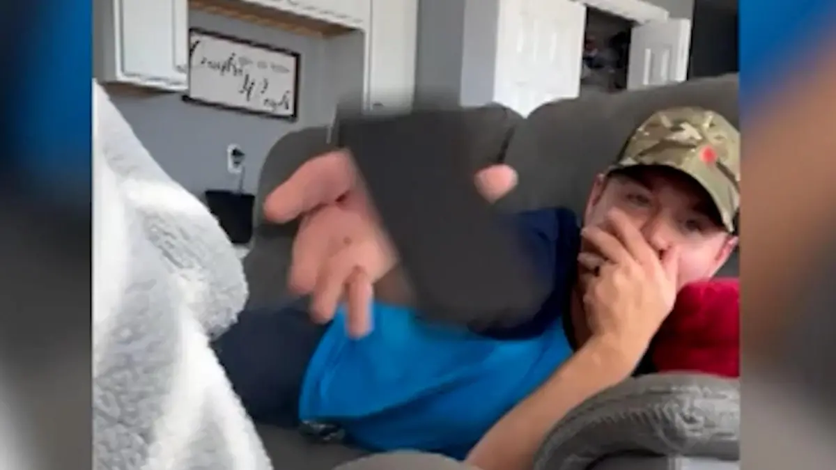 Sohn (37) zorgt voor gelukkige Nachricht von Mama “Ik ben een gelukkig kind...”