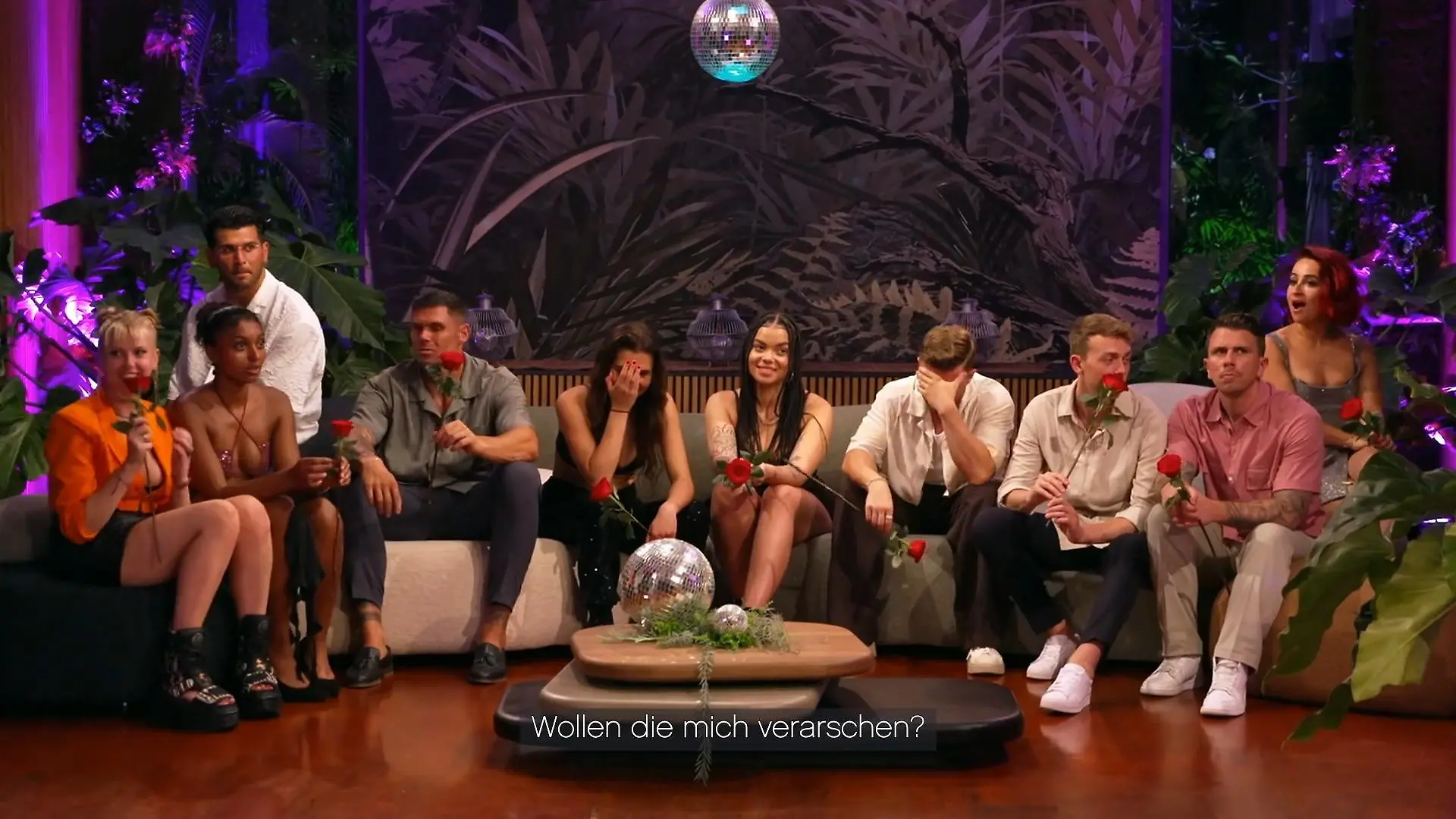 Kandidaten verstehen Stellas Entscheidung nicht Zwei Bachelorette-Singles müssen in Folge 7 gehen