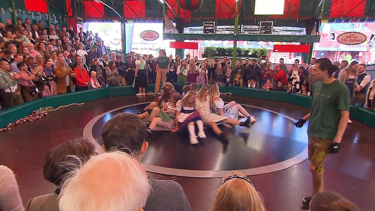 Zo seksistisch is het Oktoberfest. Wie kan ervan genieten?