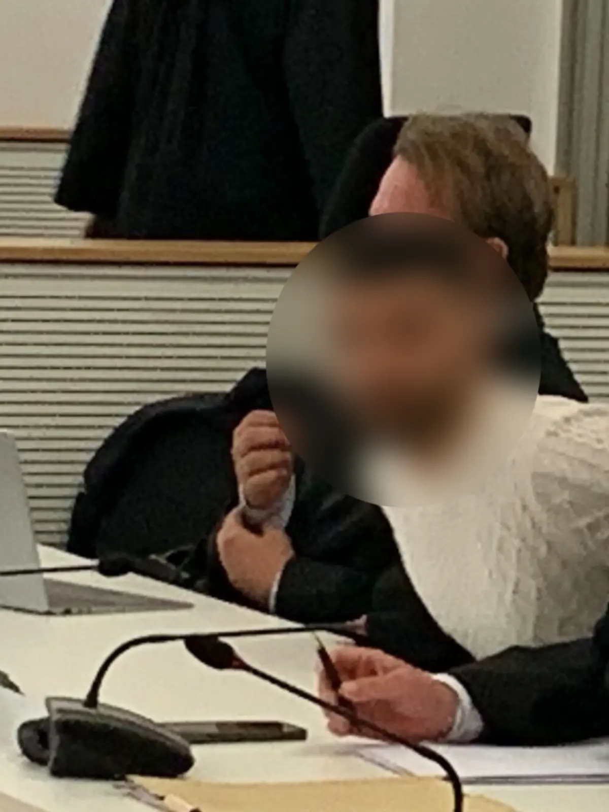 Der 25-Jährige muss sich seit Juli wegen heimtückischen Mordes vor dem Landgericht Braunschweig verantworten. 