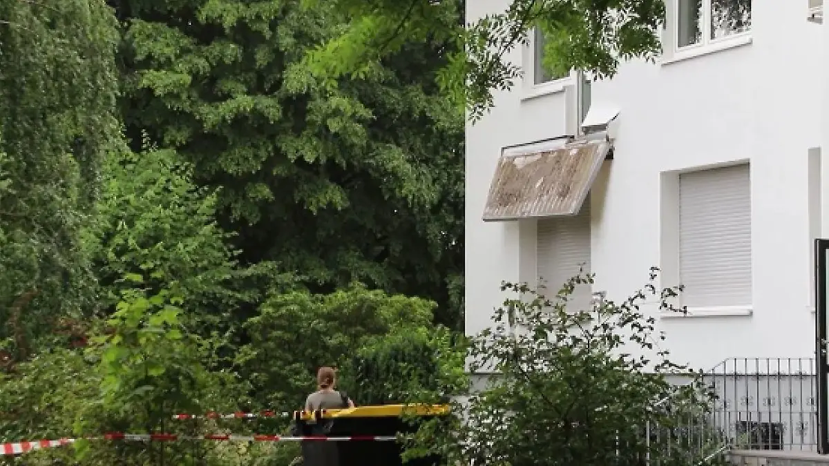 Die Kriminalpolizei untersucht, wie es zu dem Unglück kommen konnte.