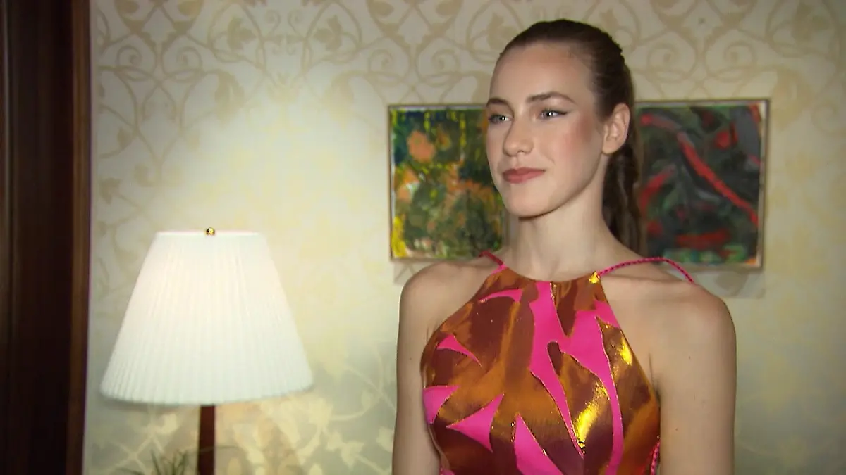 SIE ist bereit für den Sportpresseball! Olympiasiegerin im Ballkleid