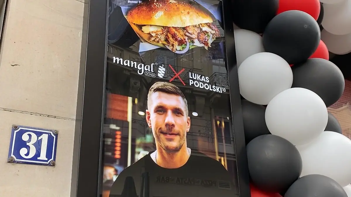 Den Poldi-Döner gibt’s jetzt auch in Wiesbaden! VIP News von Jens Prewo