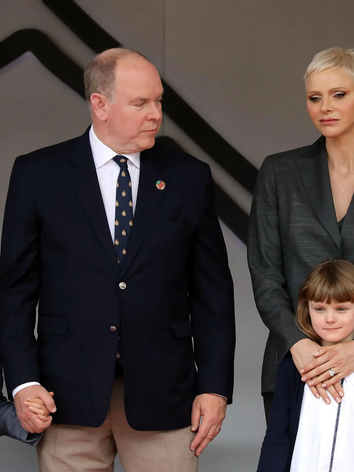  Pinz Jacques, Fürst Albert von Monaco, Fürstin Charlene von Monaco und Prinzessin Gabriella, Siegerehrung Formel E FIA Weltmeisterschaft, Saison 8, Monaco E- Prix, 30.04.2022, MCO *** Pinz Jacques, Prince Albert of Monaco, Princess Charlene of Monaco and Princess Gabriella, Award Ceremony Formula E FIA World Championship, Season 8, Monaco E Prix, 30 04 2022, MCO