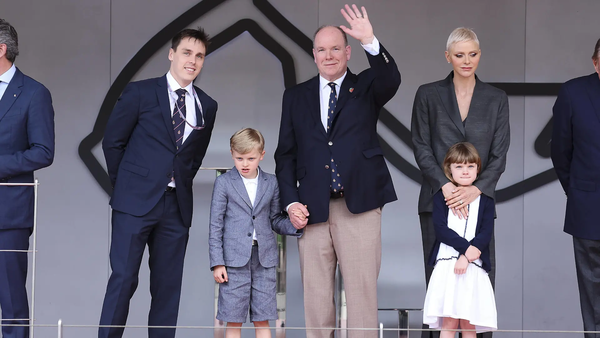 PRINCE ALBERT II de Monaco, portrait Charlene de Monaco le prince Jacques et la princesse Gabriella portrait Ducruet Louis portrait, during the 2022 Monaco ePrix, 4th meeting of the 2021-22 ABB FIA Formula E World Championship, WM, Weltmeisterschaft on the Circuit de Monaco from April 29 to 30, in Monaco - AUTO - 2022 FORMULA E MONACO ePRIX DPPI/Panoramic PUBLICATIONxNOTxINxFRAxITAxBEL 03422005_GRL_02657