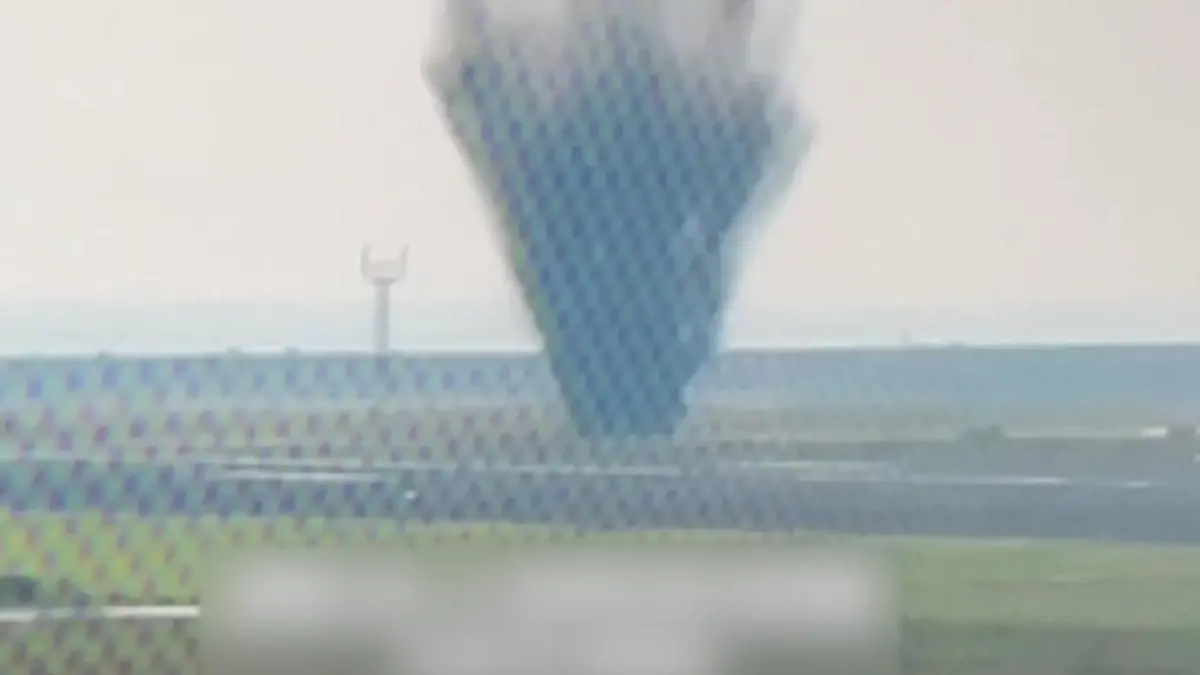 Bom van 500 kilo ontploft op de landspoorweg