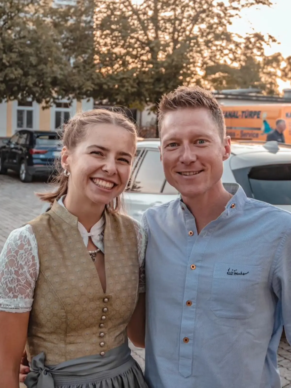 Johanna Puff und Lukas Hofer verstecken ihre Liebe nicht mehr.