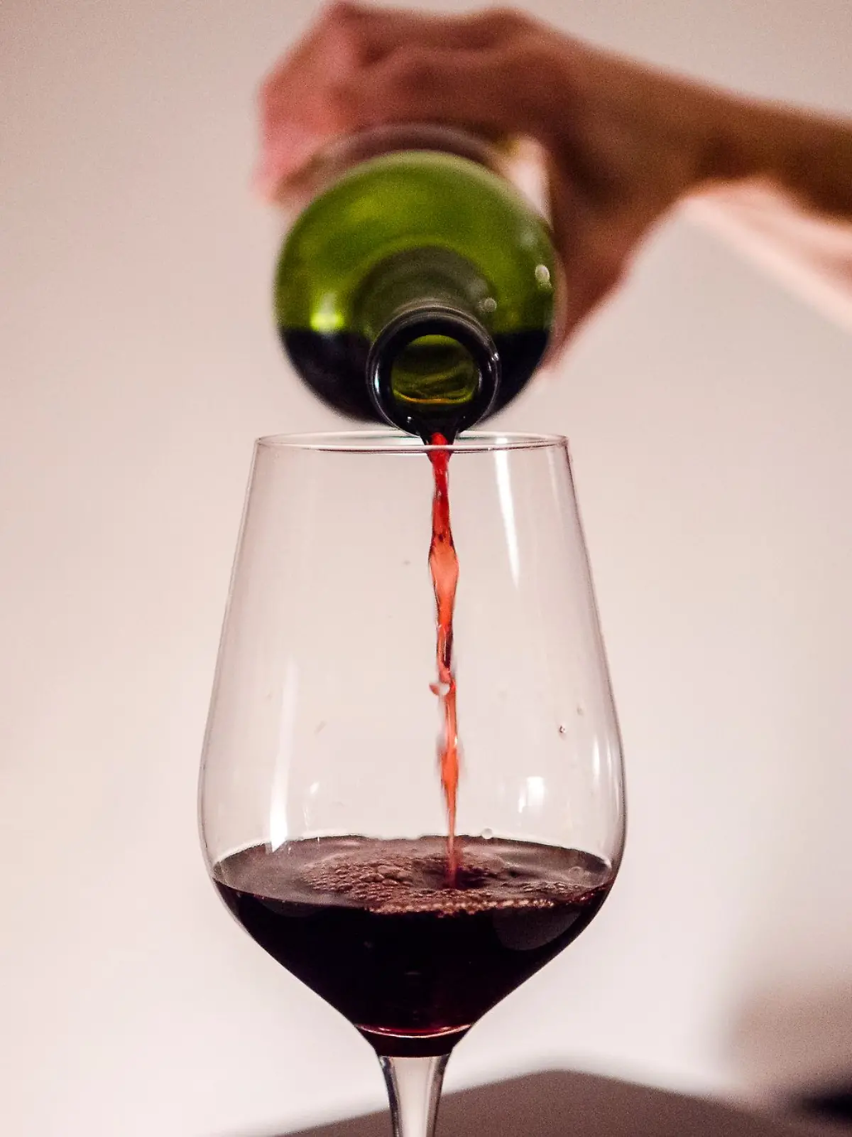 Bild zu: "Geht uns jetzt der Wein aus? "