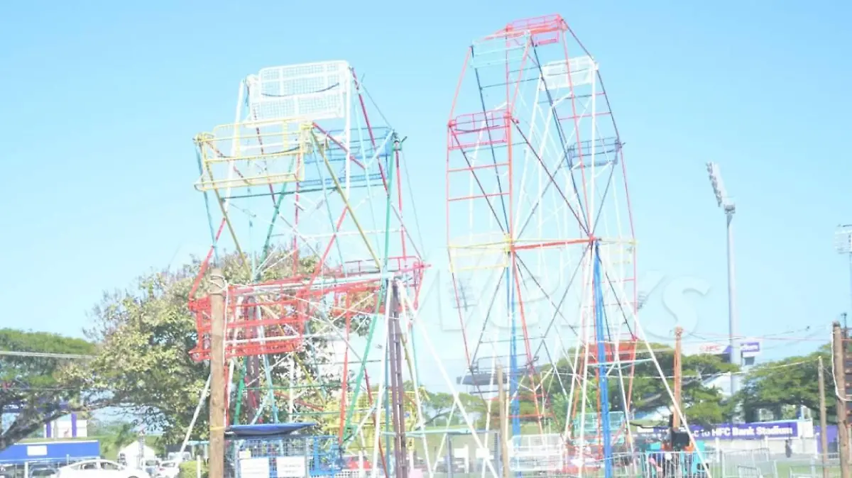 Ein Riesenrad auf der "Fiji Showcase"