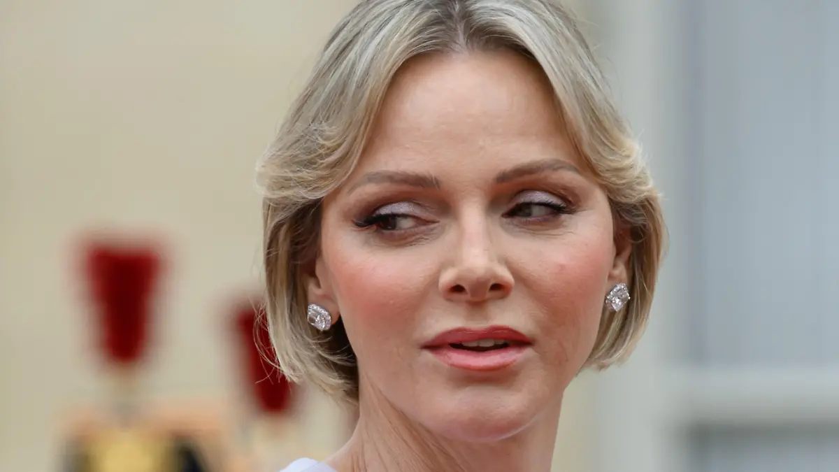 Fürstin Charlène geht auf Kuschelkurs