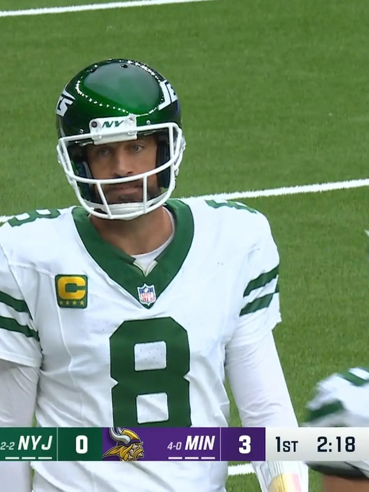 Bild zu: "Grusel-Start für Aaron Rogers - Touchdown-Pass zum Gegner"