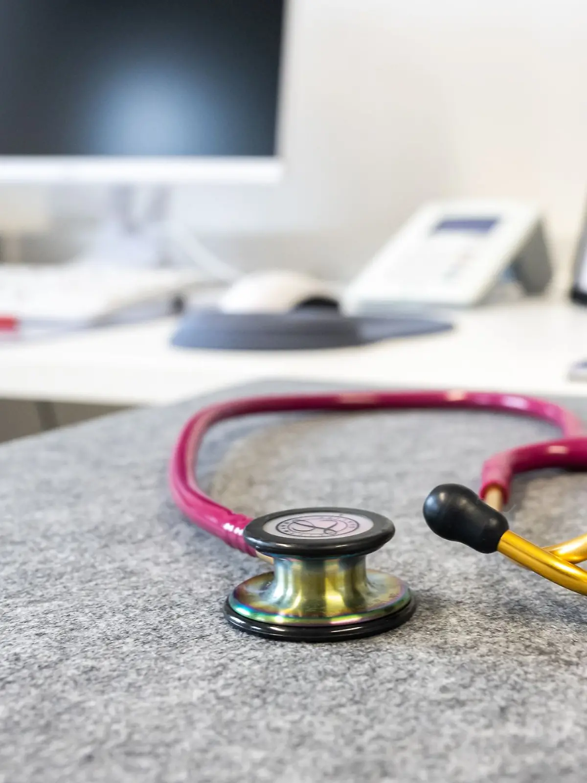 Bild zu: "Diese Krankenkassen kosten jetzt mehr"