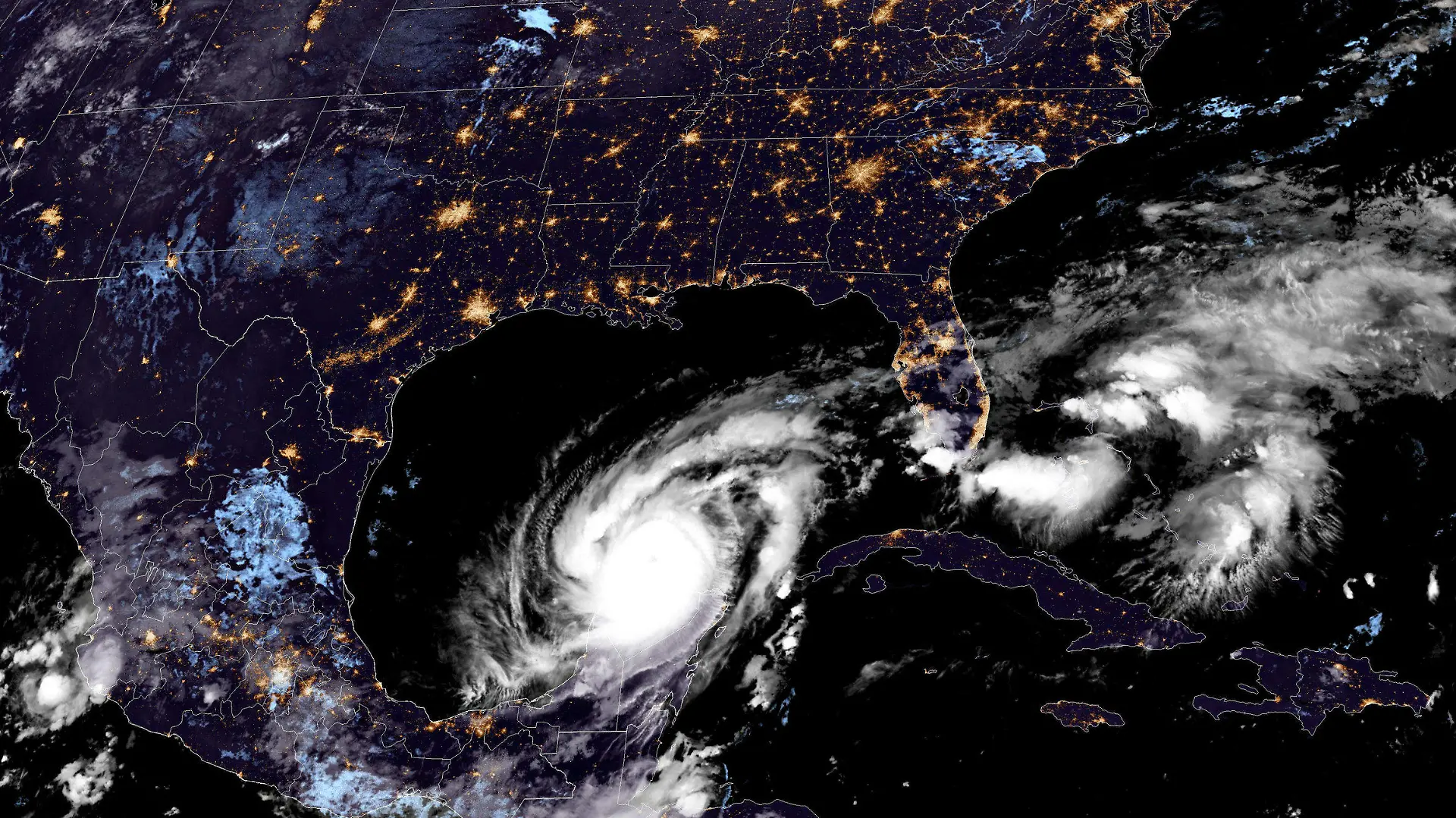 HANDOUT - 08.10.2024, USA, Golf von Mexiko: Diese von National Oceanic and Atmospheric Administration (NOAA) zur Verfügung gestellte Satellitenaufnahme zeigt Hurrikans «Milton». Wieder steuert ein gefährlicher Hurrikan auf Florida zu, der am Mittwoch (Ortszeit) in Florida auf Land treffen soll. In mehreren Teilen des US-Bundesstaates sind Menschen aufgefordert worden, sich in Sicherheit zu bringen. Foto: Goes-East/Noaa/Planet Pix via ZUMA Press Wire/dpa - ACHTUNG: Nur zur redaktionellen Verwendung und nur mit vollständiger Nennung des vorstehenden Credits +++ dpa-Bildfunk +++