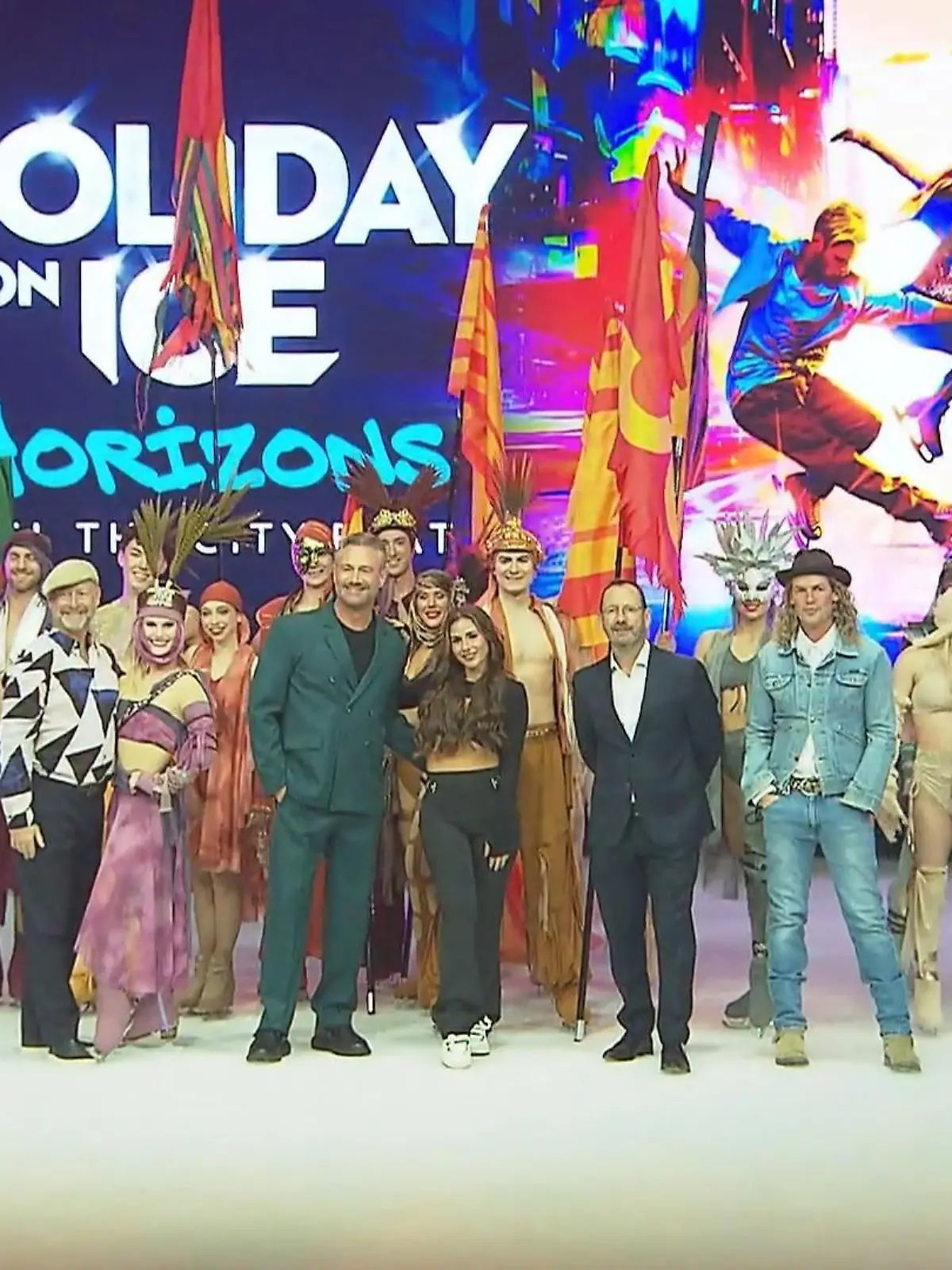Bild zu: "Eis-Show mit Sarah Engels und Sasha"