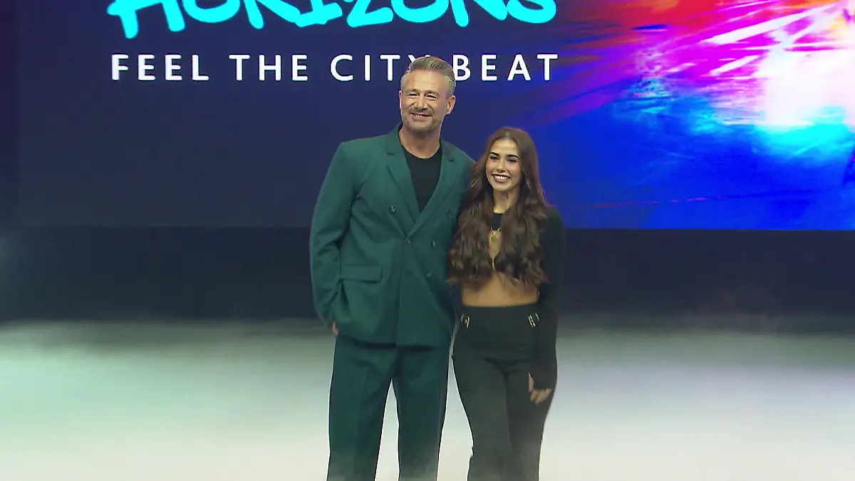 Sarah Engels und Sasha machen die Eisbahn unsicher Gaststars bei Holiday on Ice